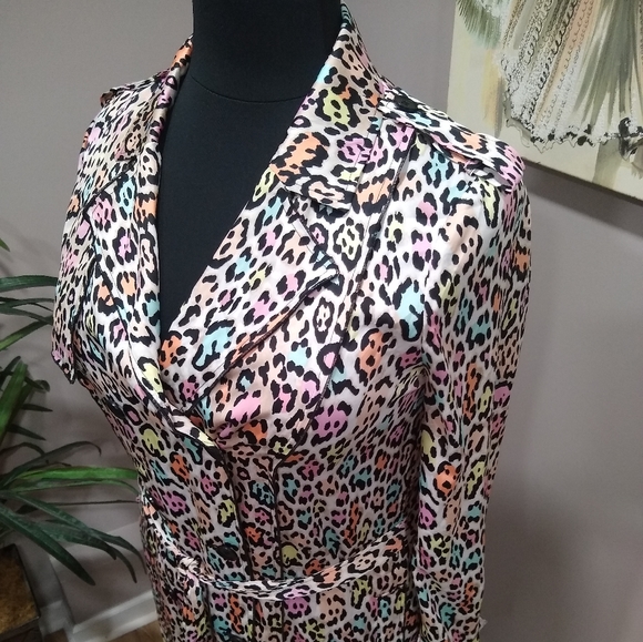 BCBG Maxazria Multi Color Animal Print Trench Style Duster - Picture 12 of 16